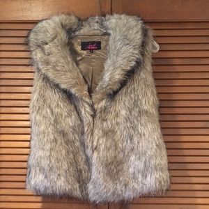 Jack by BB Dakota faux fur vest